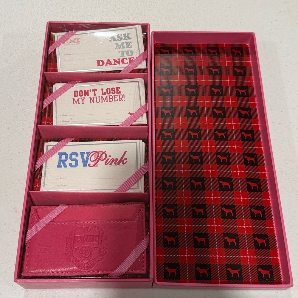 Victoria’s Secret Pink Limited Edition VIP A-Lister Calling Cards & Card Holder